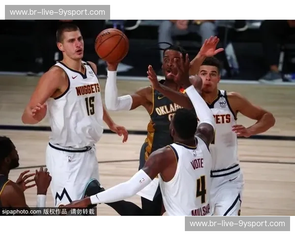 烈焰与雷霆的交响：2014，那场注定载入史册的对决